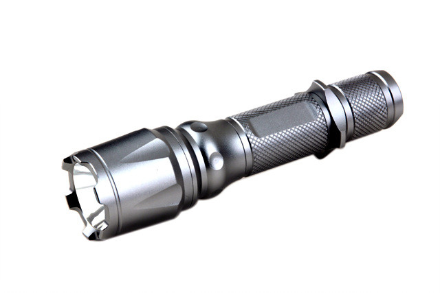 Aluminum Adjustable CREE R3 LED Rechargeable Flashlight JW108181-R3