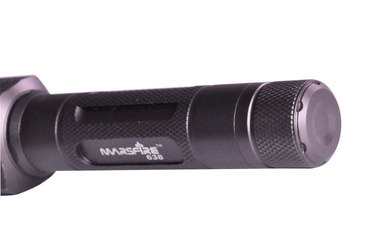 OEM / ODM 400lumen led tactical flashlight for hunting / Searching / diving