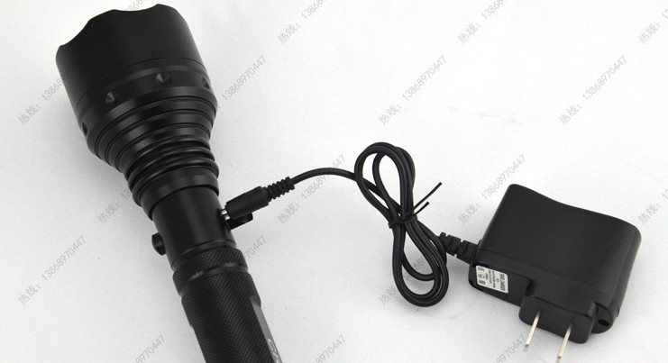 1000LM High Powered Cree Led Flashlights Energy Efficient With Adjustable Focus Zoom Lamp